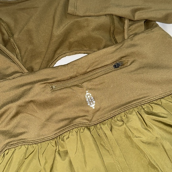 NWOT FP Movement Righteous Long-Sleeve Runsie - Picture 5 of 8